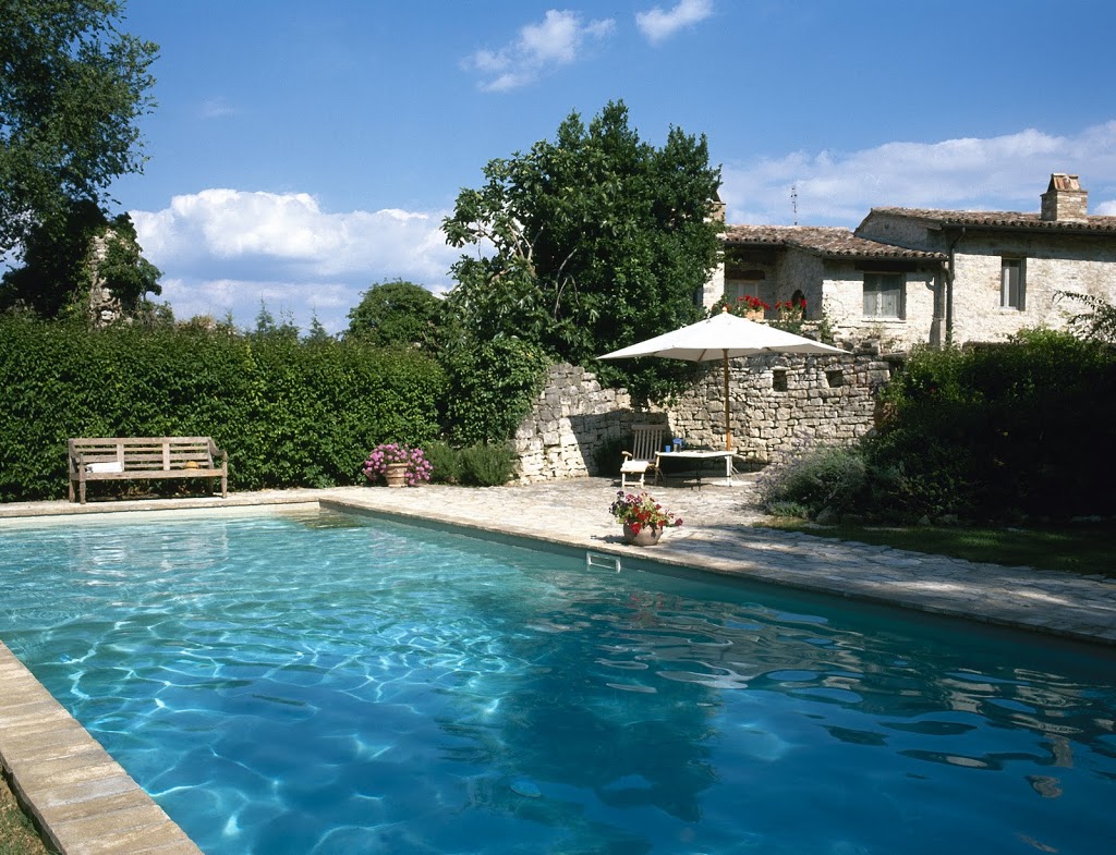 Renting a Villa in Italy