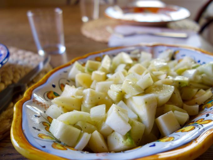 Jerusalem artichokesApple and Pear Salad