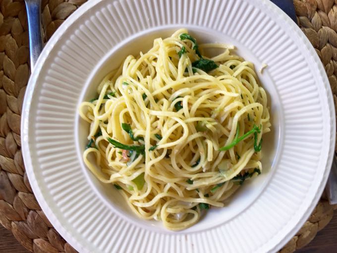 Pasta with Almonds, Arugula ad Lemon