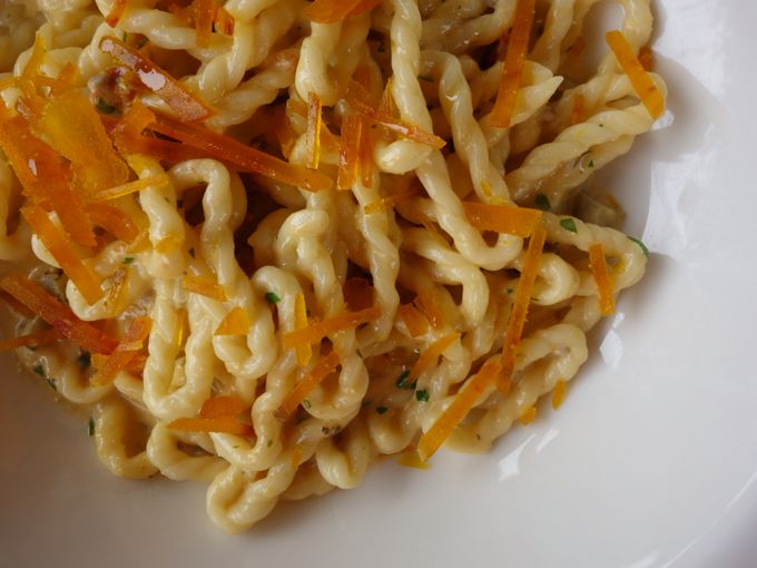 Lorighittas pasta with bottarga, Elizabeth Minchilli in Rome